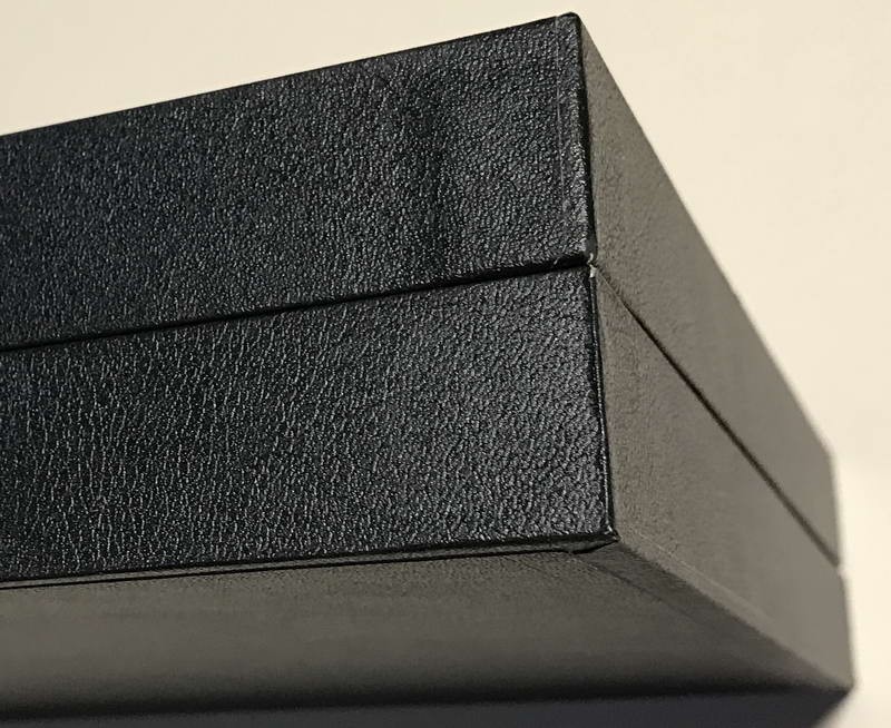 Boite noire économique sans émalène à couvercle vitré 39 x 26 x 5,5 cm – Image 2