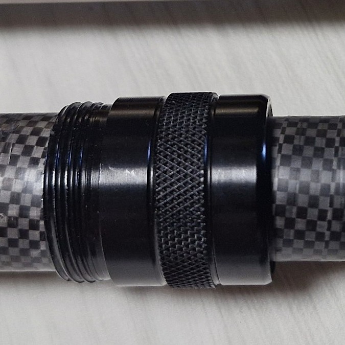 Manche en fibre de Carbonne 54/130 cm - filetage 8mm – Image 4